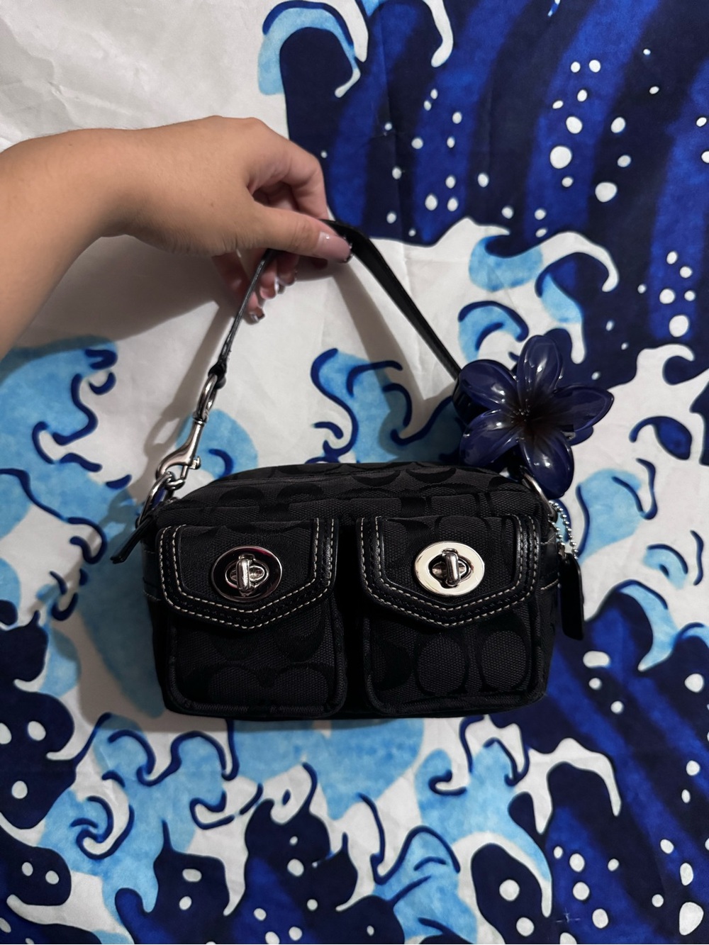 Vintage mini legacy in black canvas!